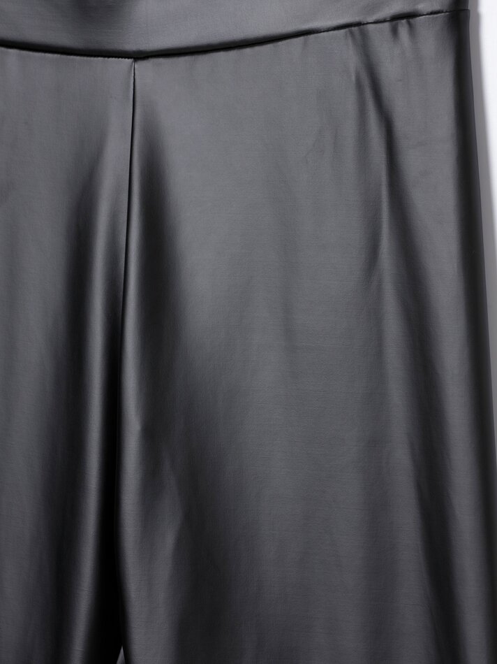 Leggings com efeito de couro - Pretas