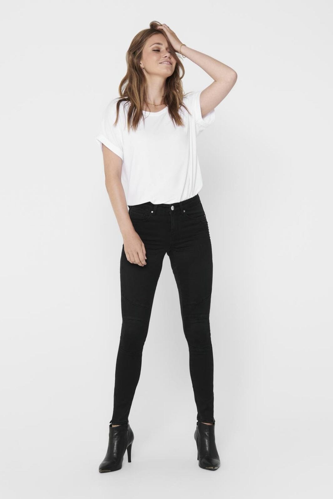 Only Onlmoster S/S O-Neck Top 2079282 white