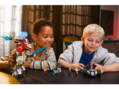 LEGO Coopers tijgermecha en Zero's hot rod auto (71497)