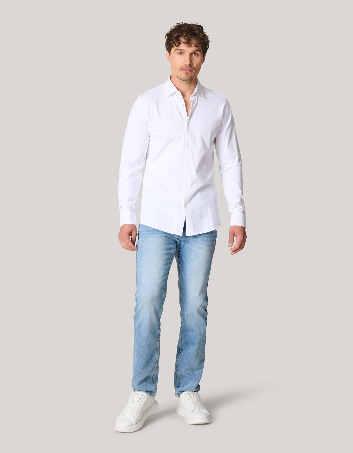 Slim Straight Fit Jeans Bleached L34