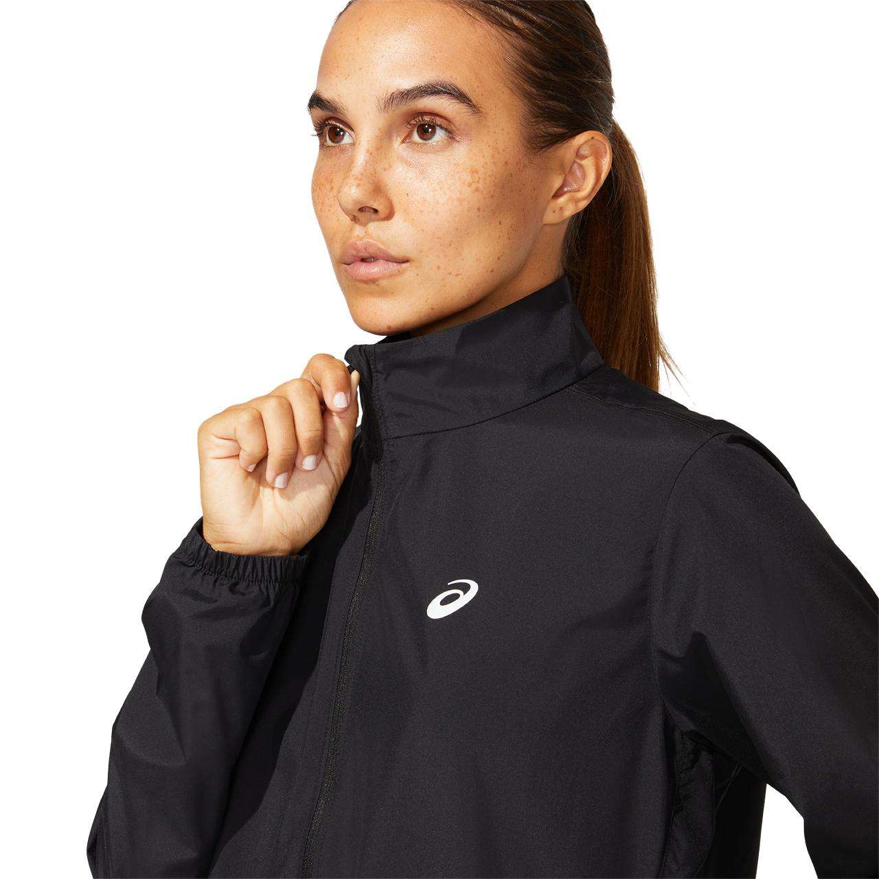 ASICS Core Hardloopjack Zwart/Zilver Dames