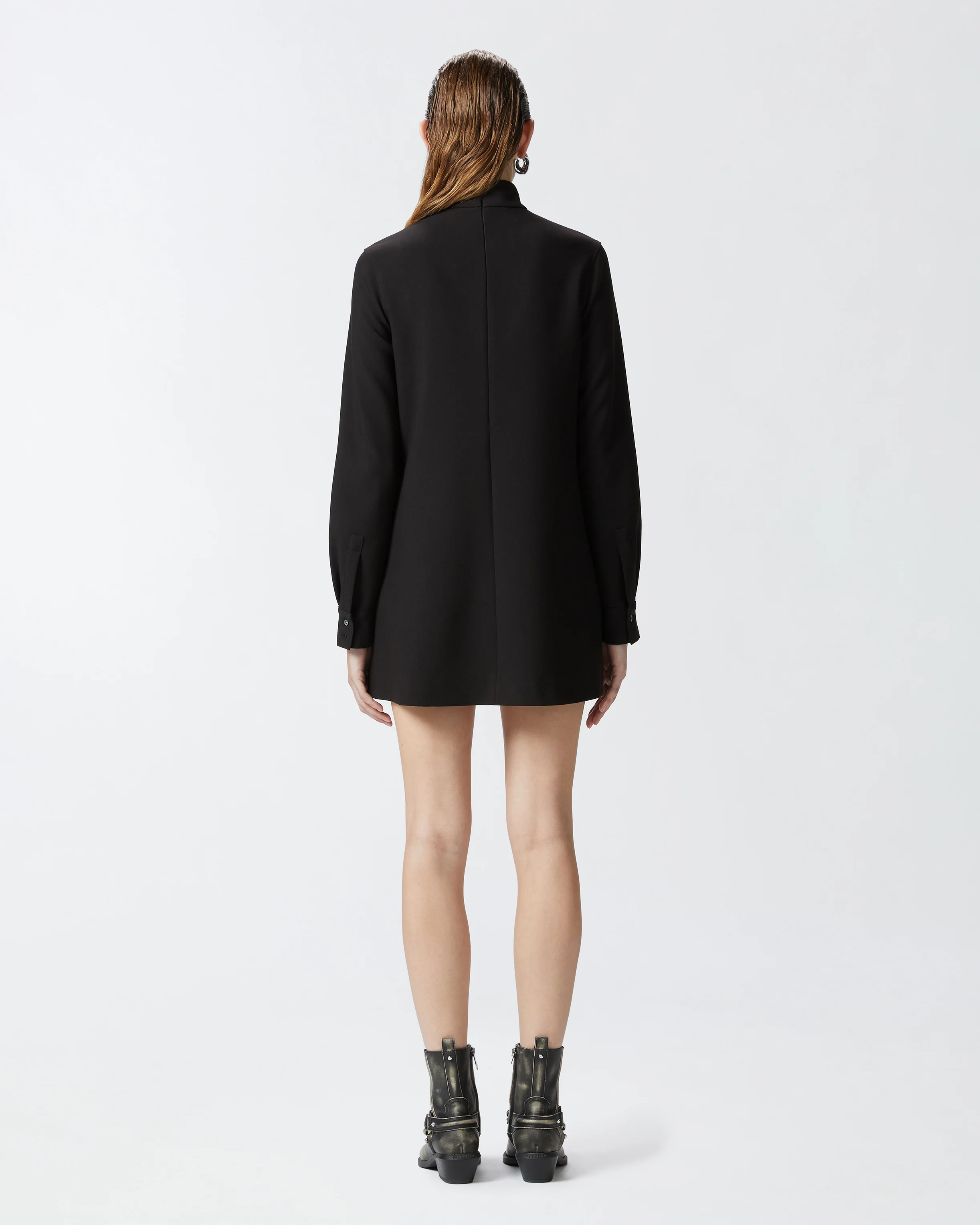 Robe courte à col montant en tissu technique | Noir