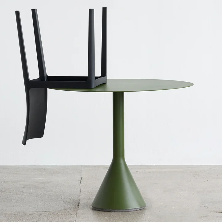 HAY - Palissade Cone Tisch Ø 90 x H 74 cm, sky grey