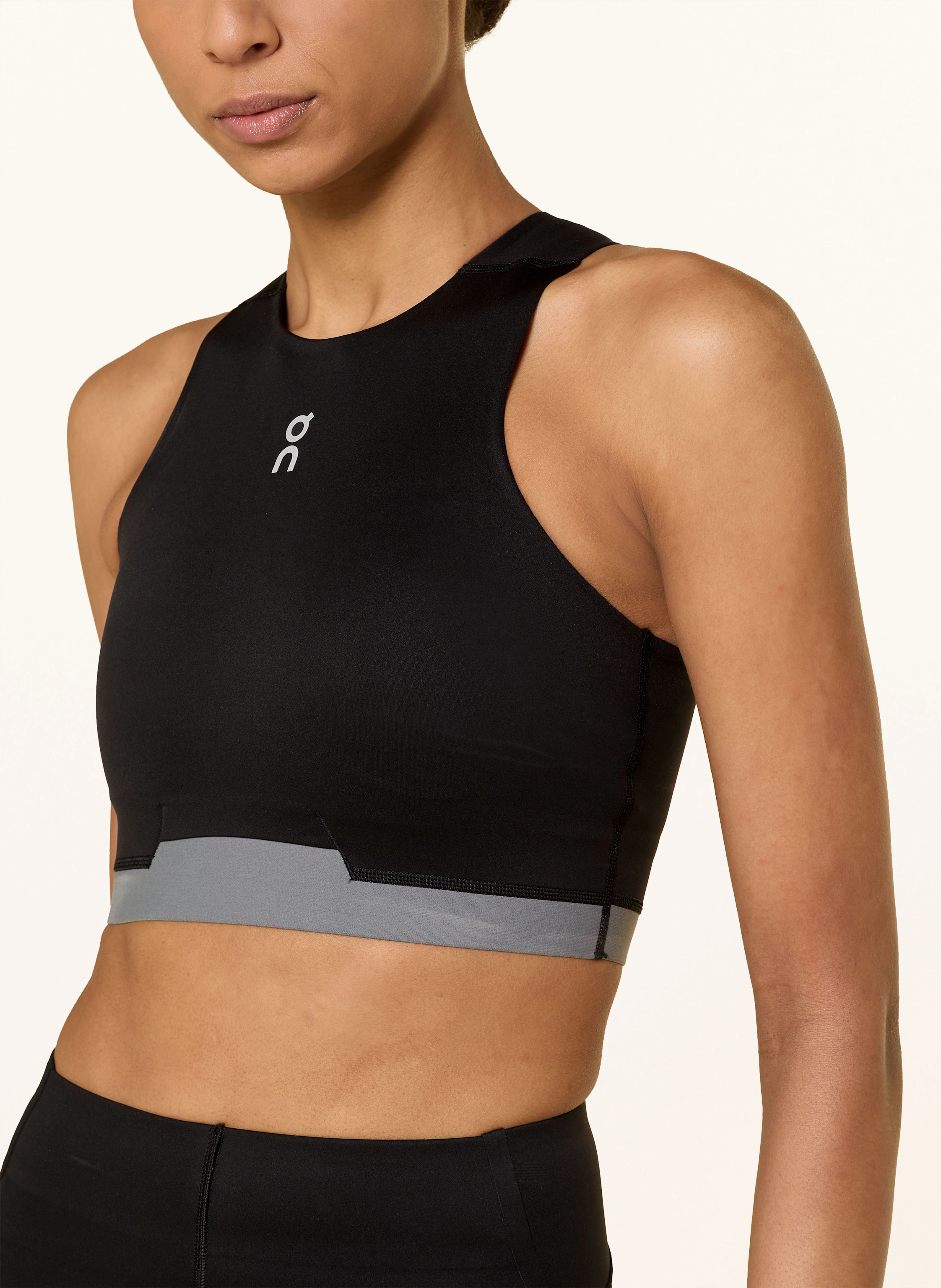 On Cropped-Top TRAIN