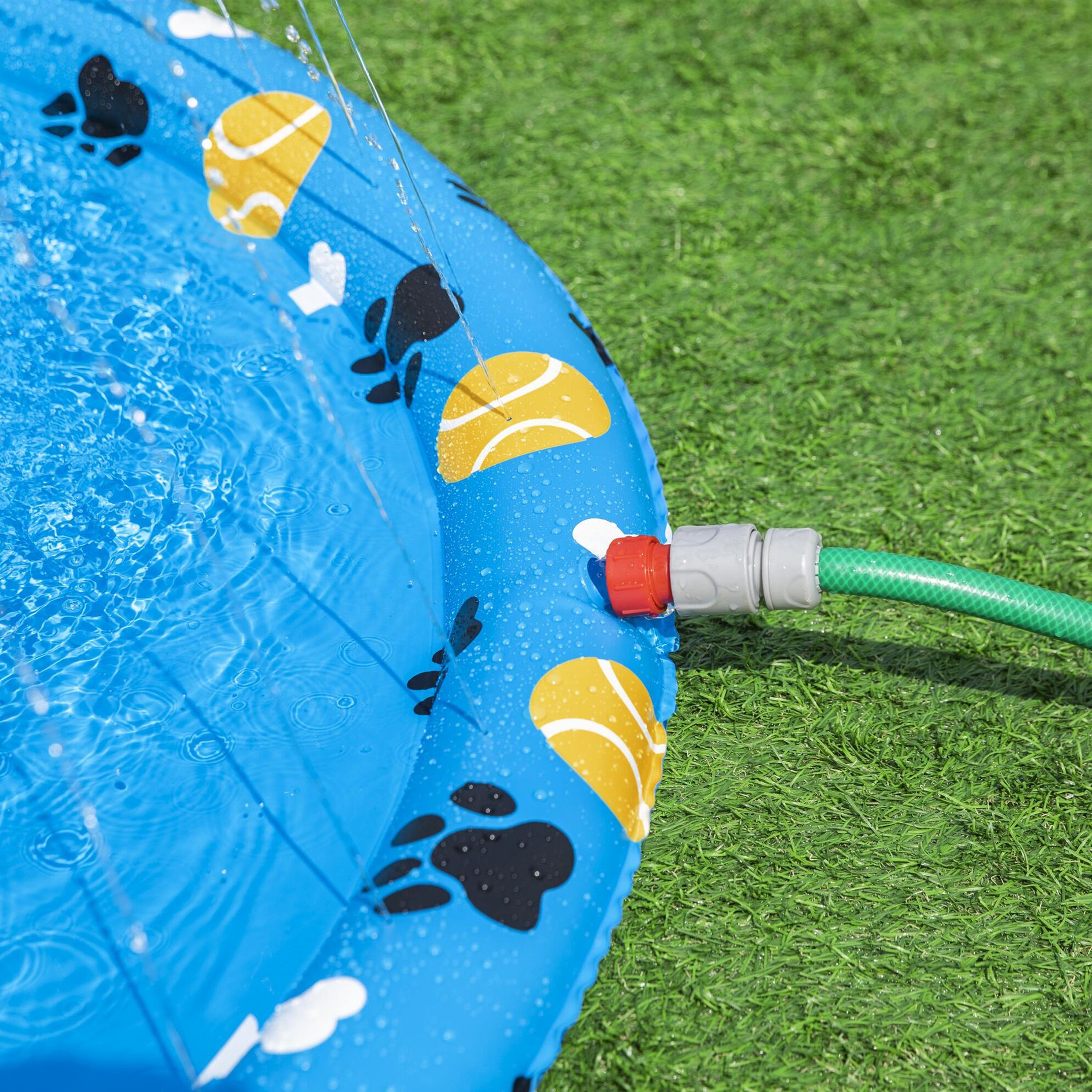 Bestway Hundespielzeug Sprinklermatte Fetchin' Fun 147 cm