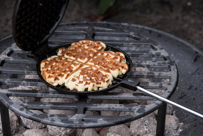 Vaffeljern til bål - Grillexpert