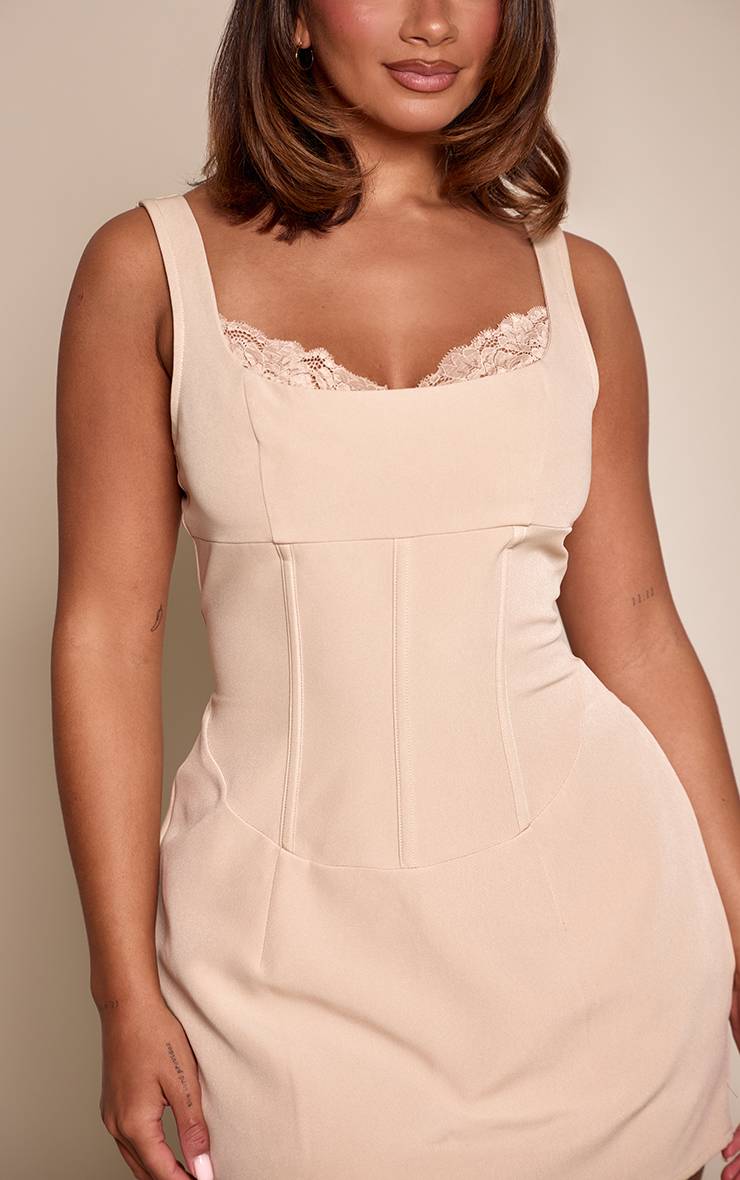 Taupe Robe Mini Moulante À Décolleté Plongeant Et Dentelle Ajourée