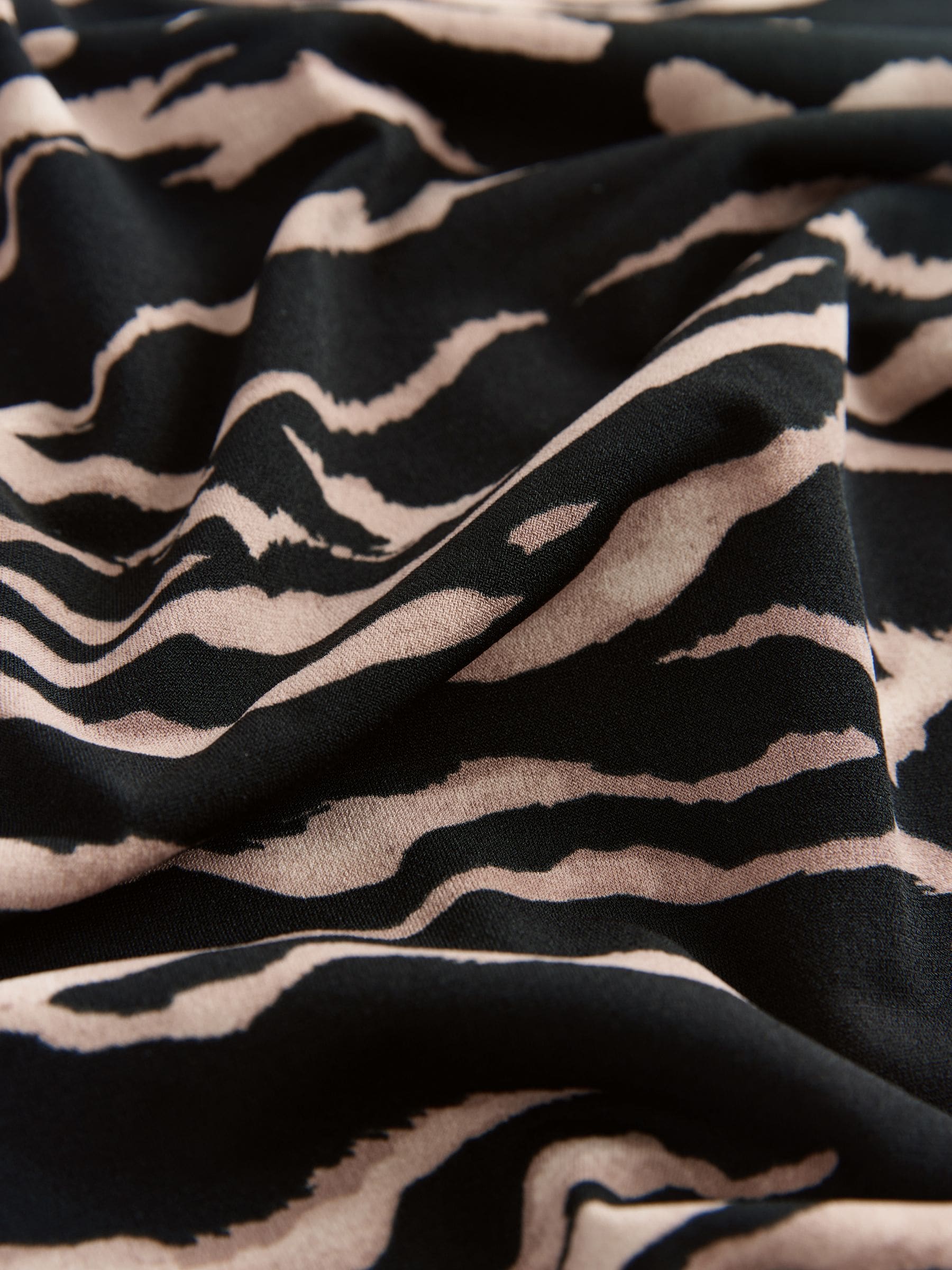 Zebraprint - Long Sleeve Crew Neck Blouse