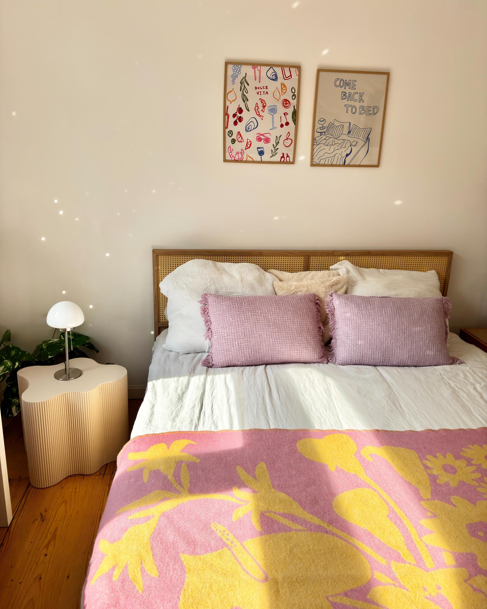 Bed Rotan MONPAZIER 180 x 200 cm Lichtbruin
