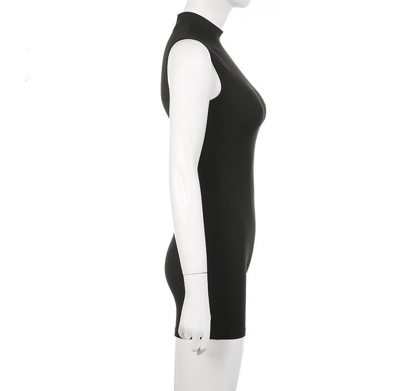 HERMITAKH - Mouwloze playsuit met ronde hals en effen patroon