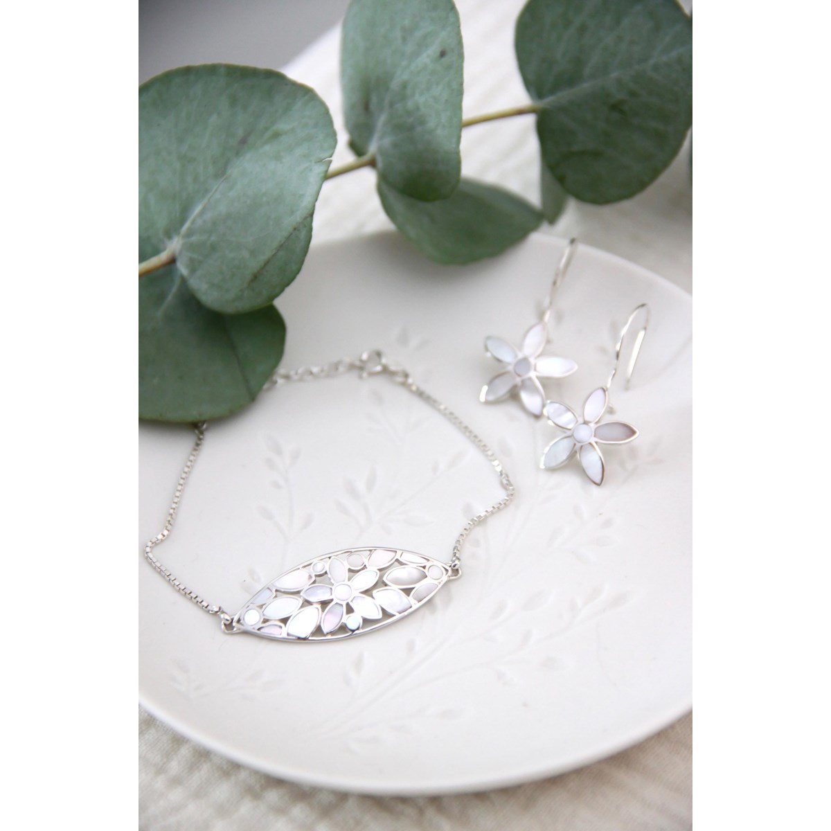 Bracelet ADEN réglable Fleur Nacre blanche sur chaîne argent 925 millième