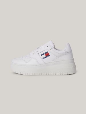 Tênis plataforma Essential Retro em couro com textura fina