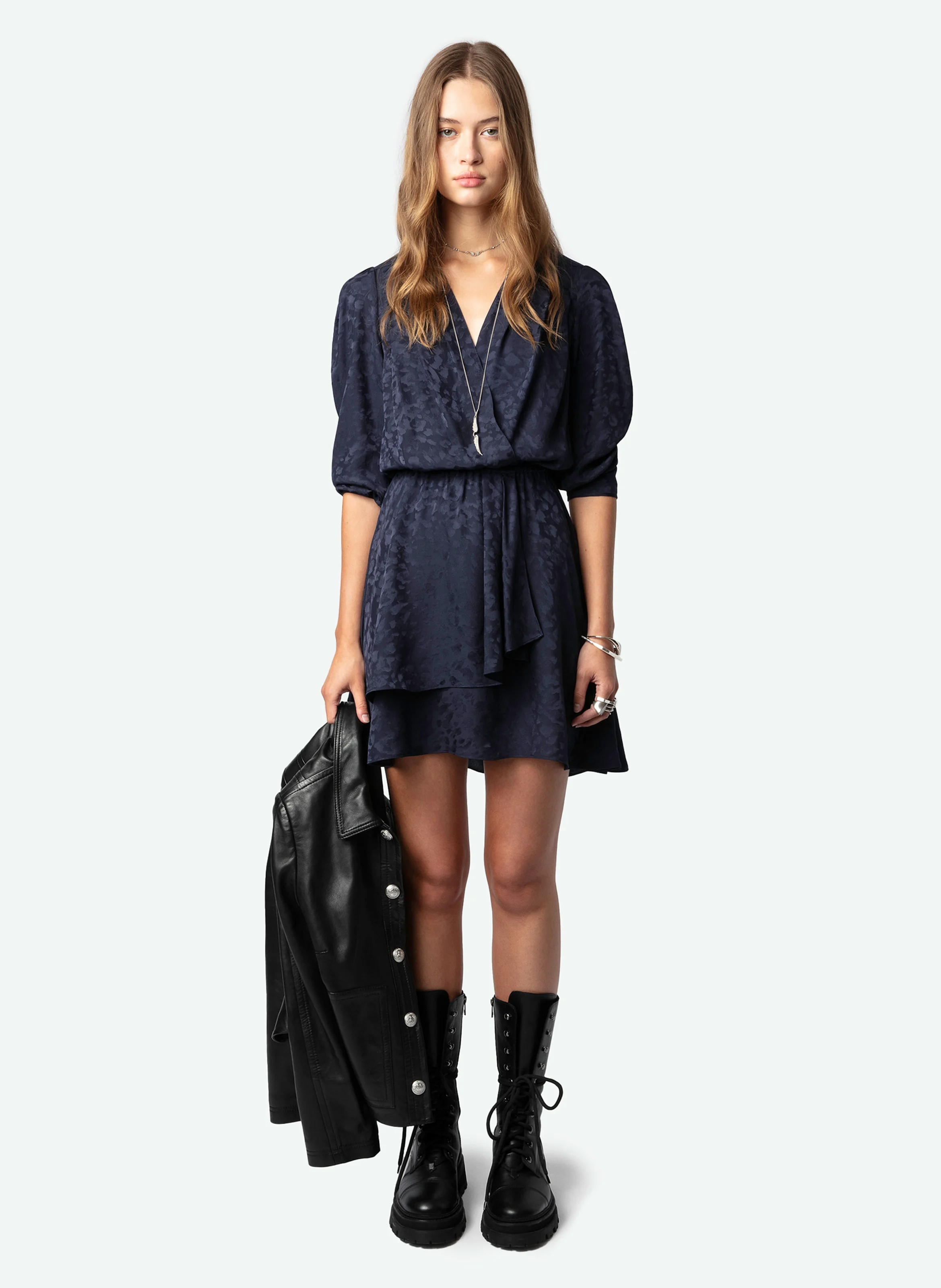ROGERS - Robe courte col V en soie imprimé | Bleu