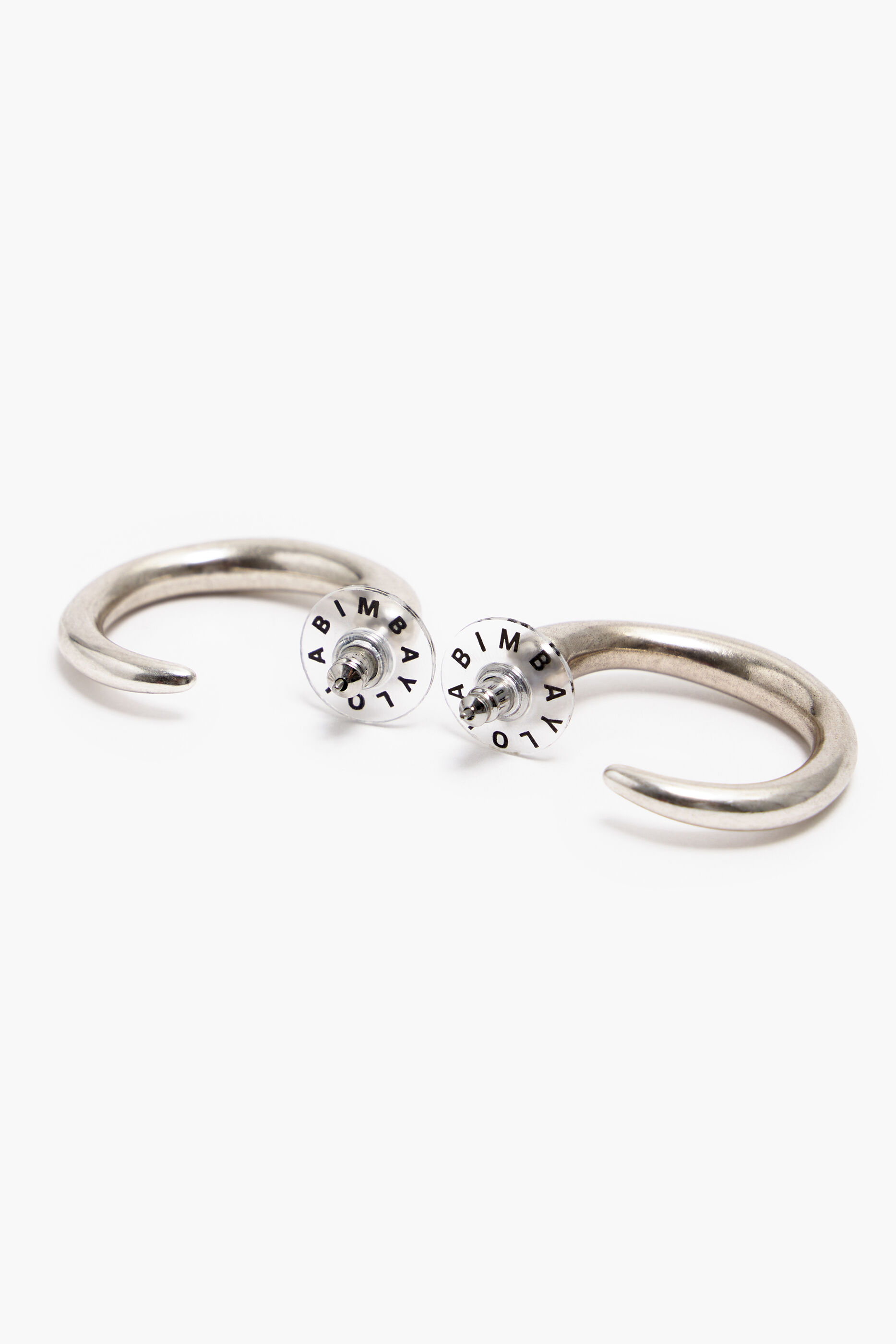 brincos de argola maxi prateados foscos