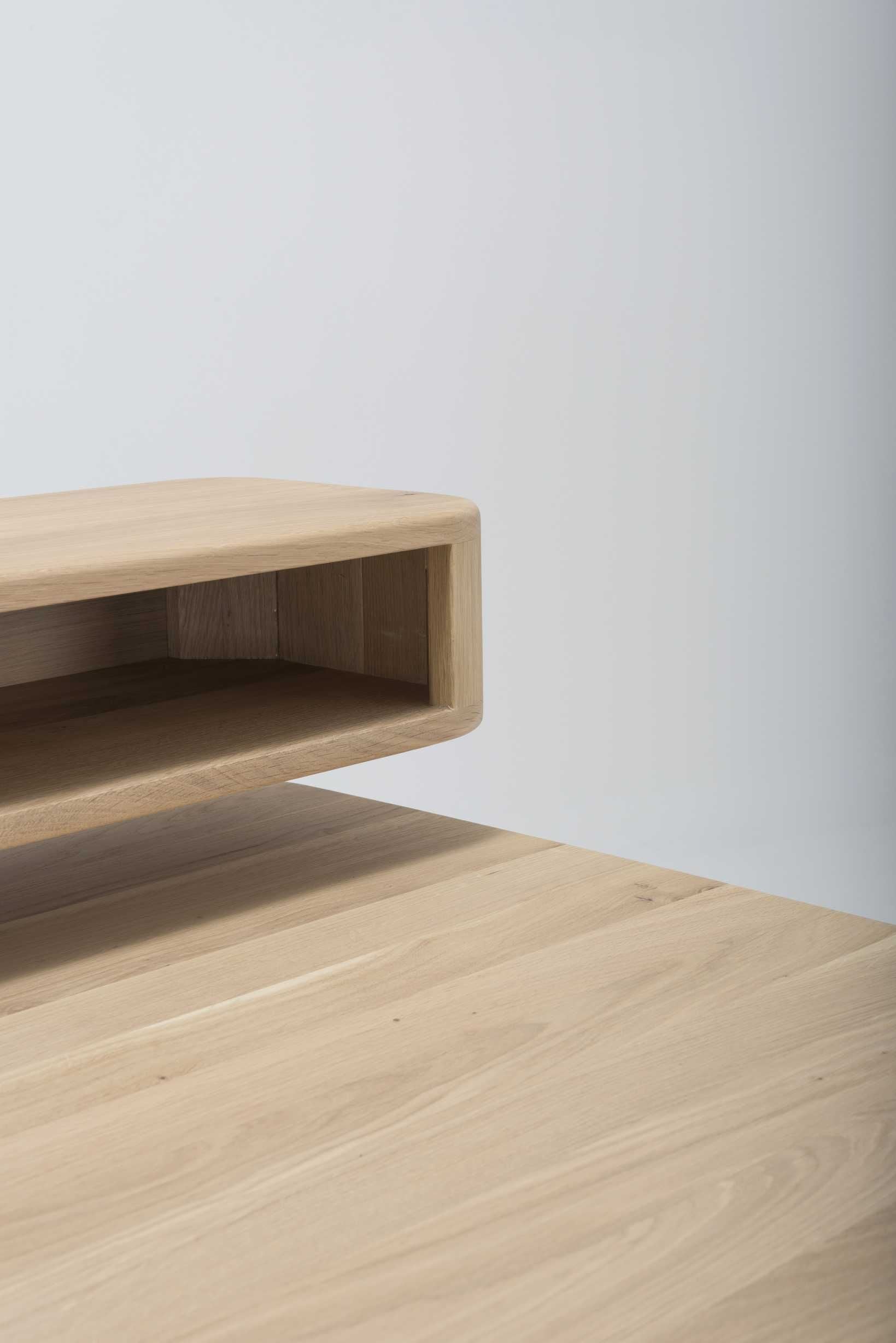 Stafa bureau met schapvakken naturel