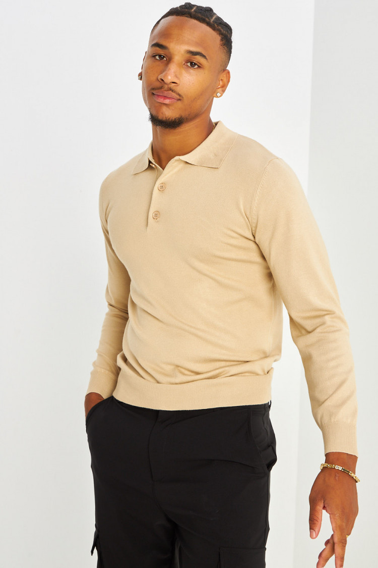 Pull léger beige foncé à boutons