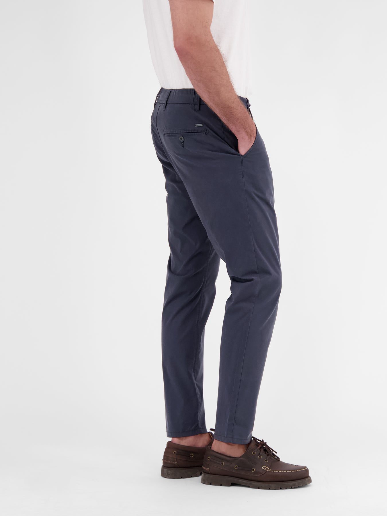 Sommerliche Chino, ultra leicht und schnelltrocknend, RELAX FIT
