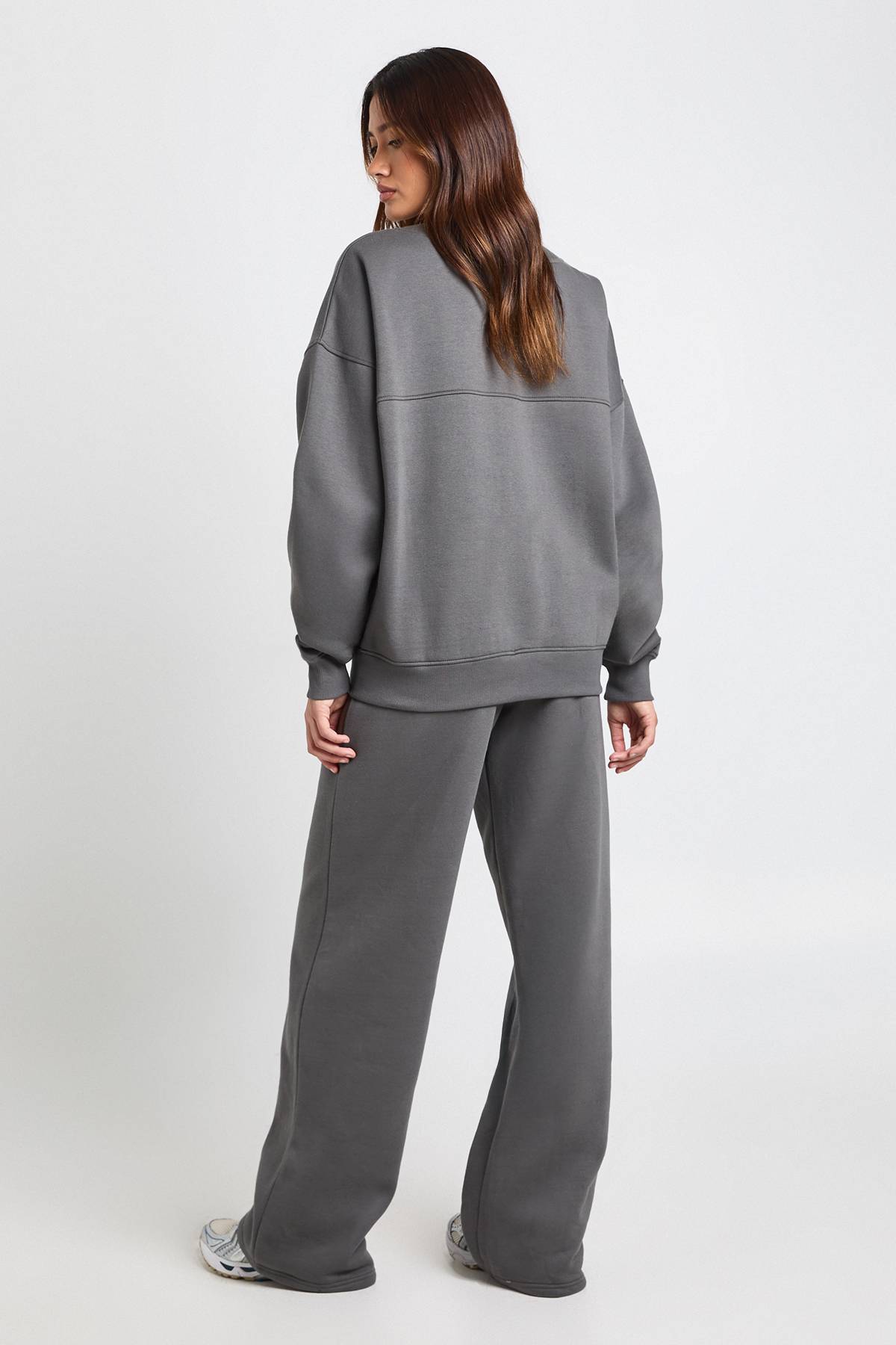 boohoo Ensemble de Jogging Tall Cardigan Boutonné et Pantalon de Sport Jambe Droite