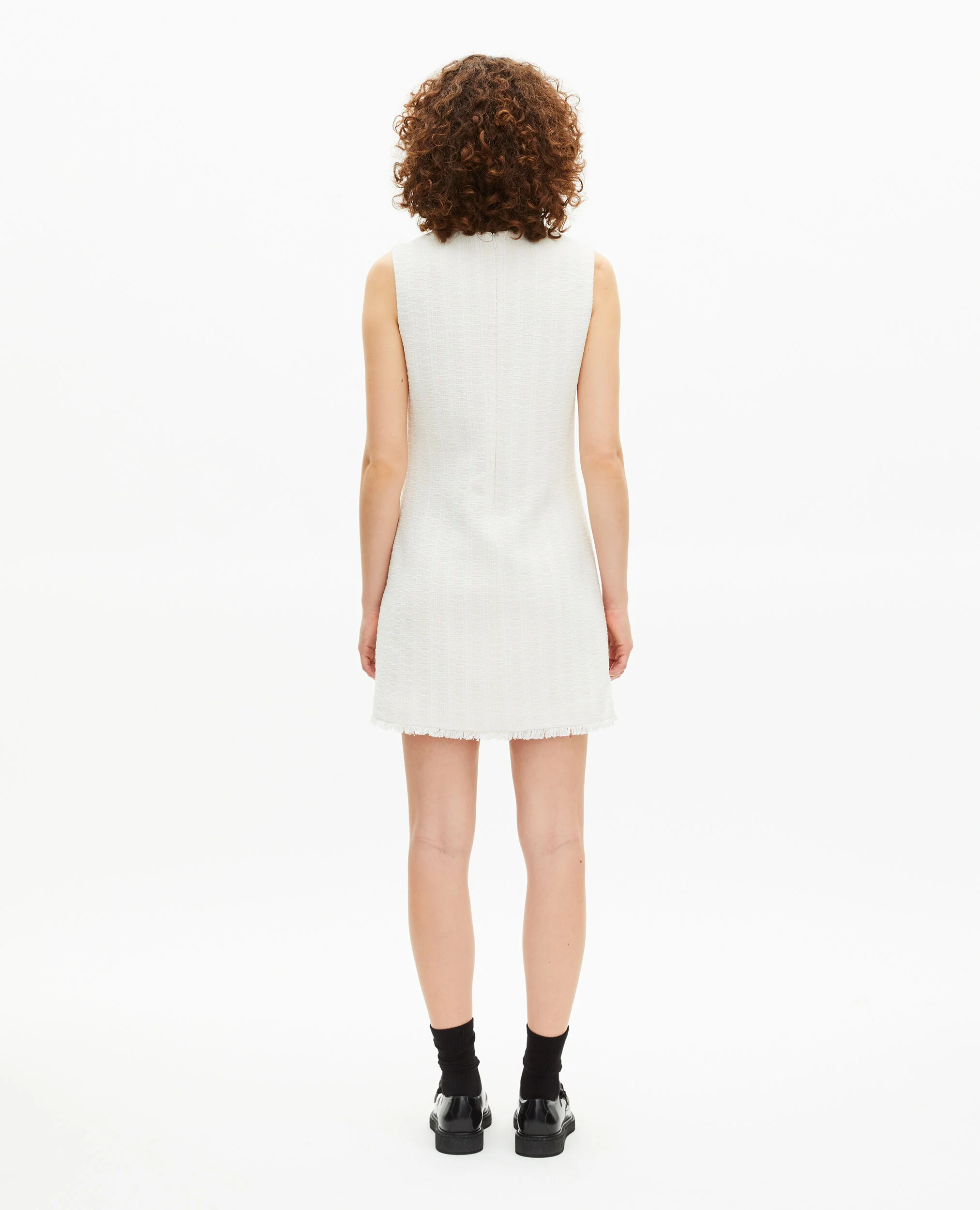 Robe courte sans manches en tweed écrue