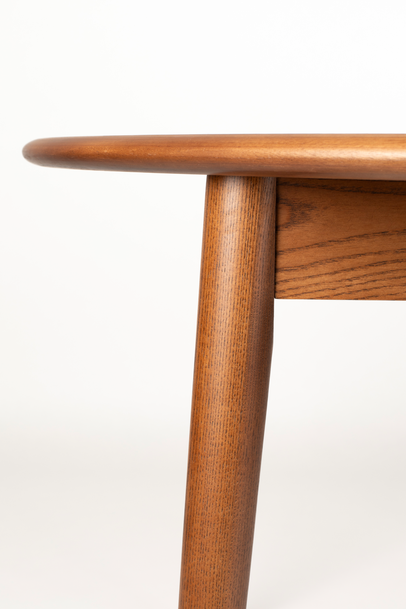 Eettafel Twist rond uitschuifbaar walnoot 120-160 cm