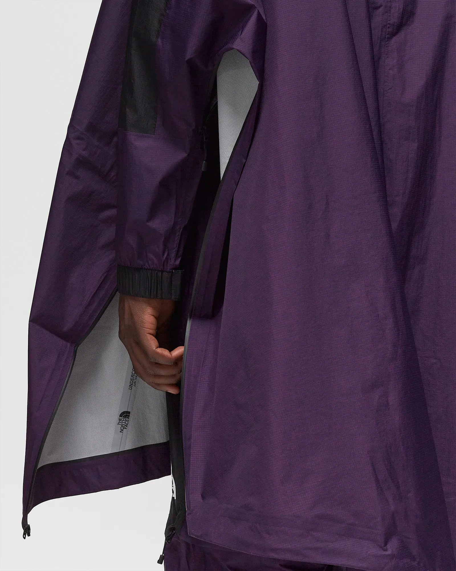 The North Face x UNDERCOVER HIKE PACKABLE FISHTAIL SHELL PARK