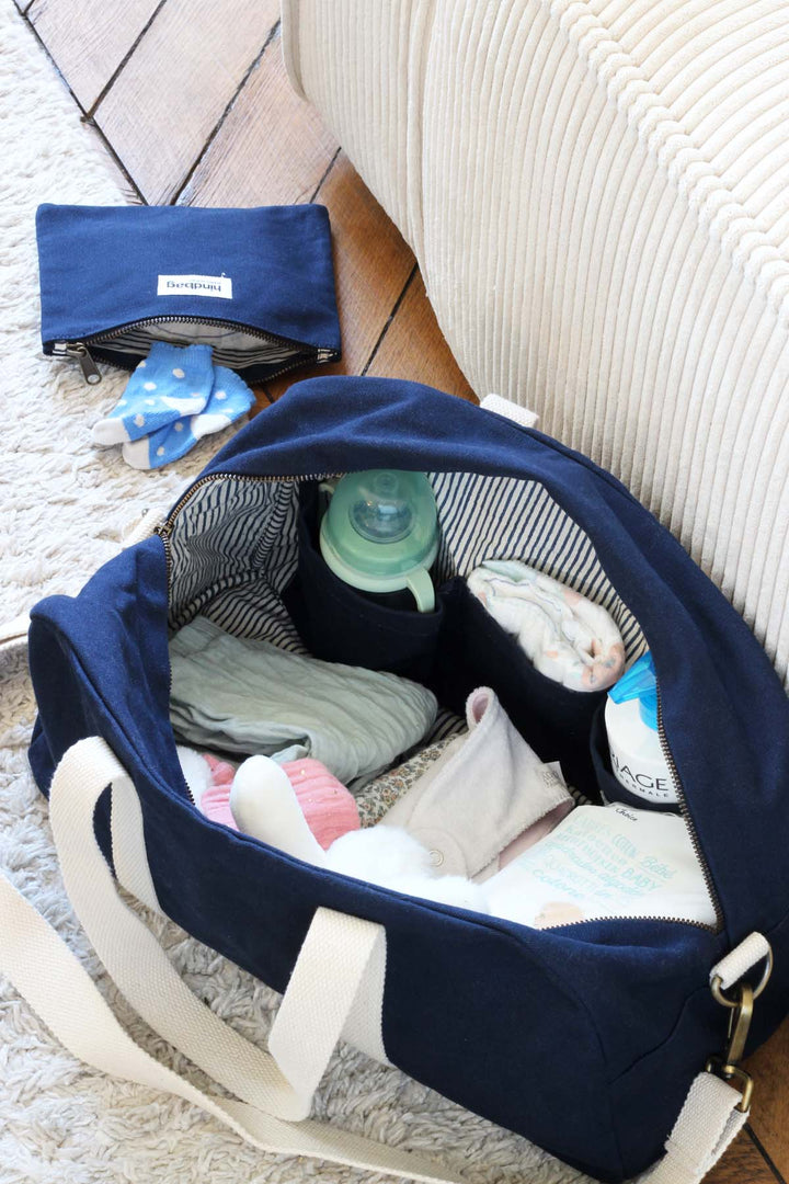 Sac à langer Navy : Charlie et sa pochette Lou