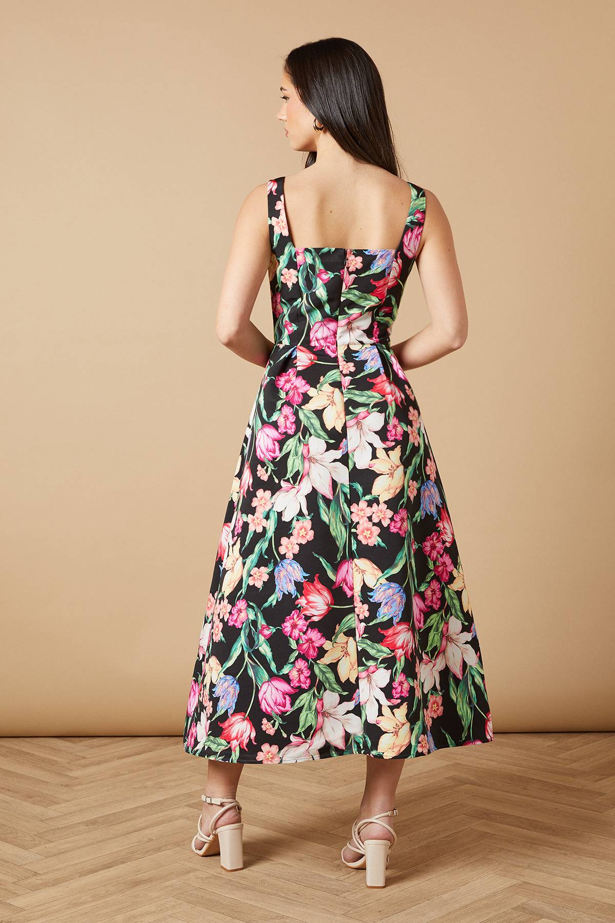 Oasis Robe Midi Évasée à Bretelles Imprimé Floral pour Occasion Spéciale