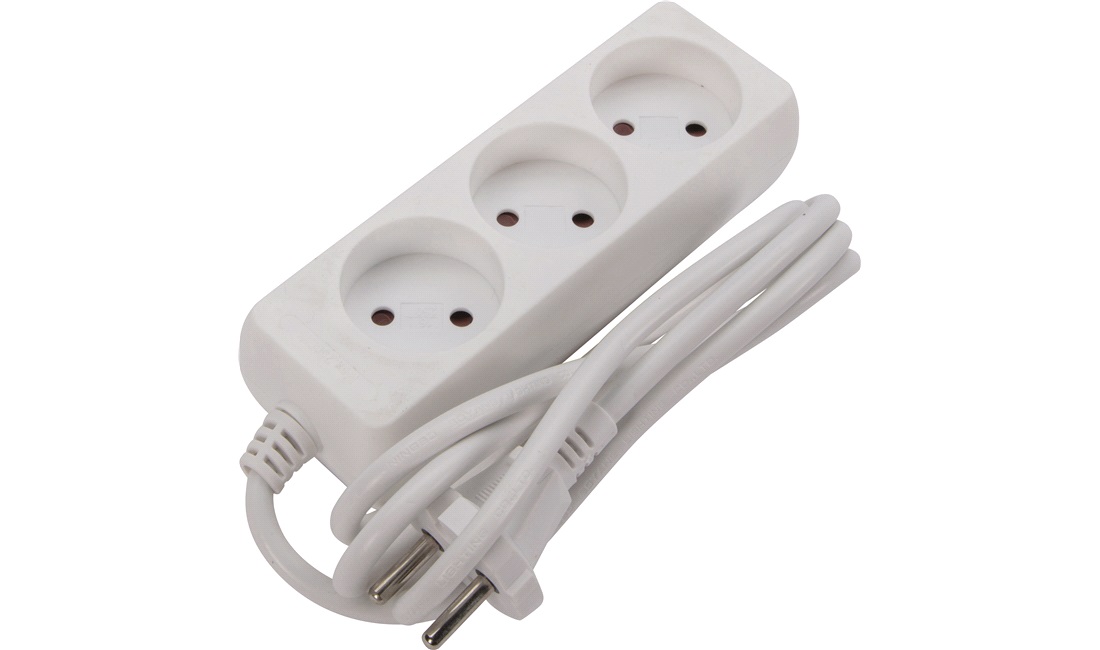 Stikdåse med 3 udtag 1,5 m kabel