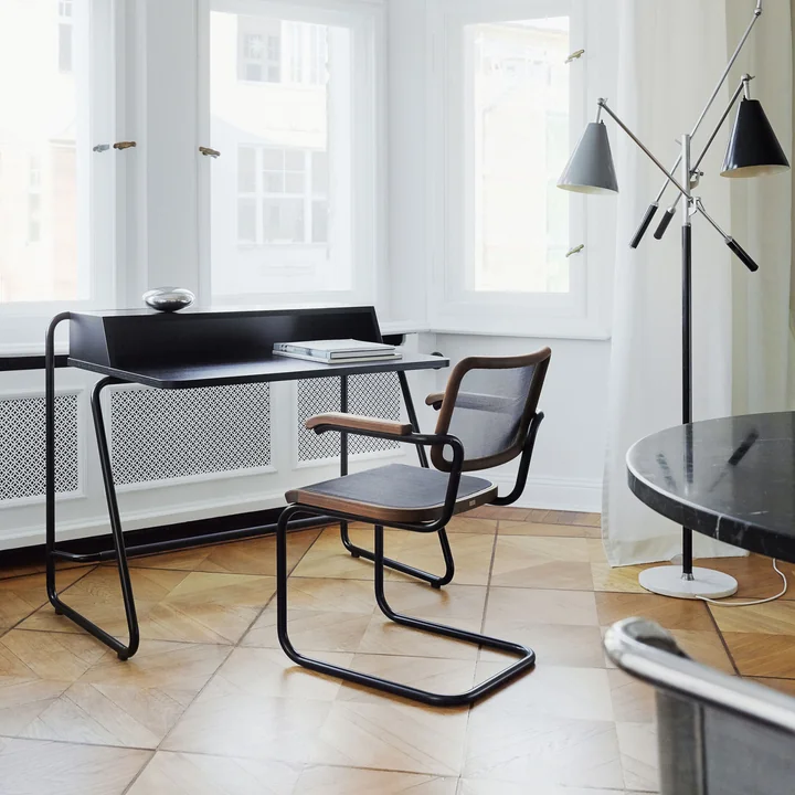Thonet - S 32 N Stuhl, Chrom / Nussbaum geölt / Netzbespannung schwarz (Pure Materials)