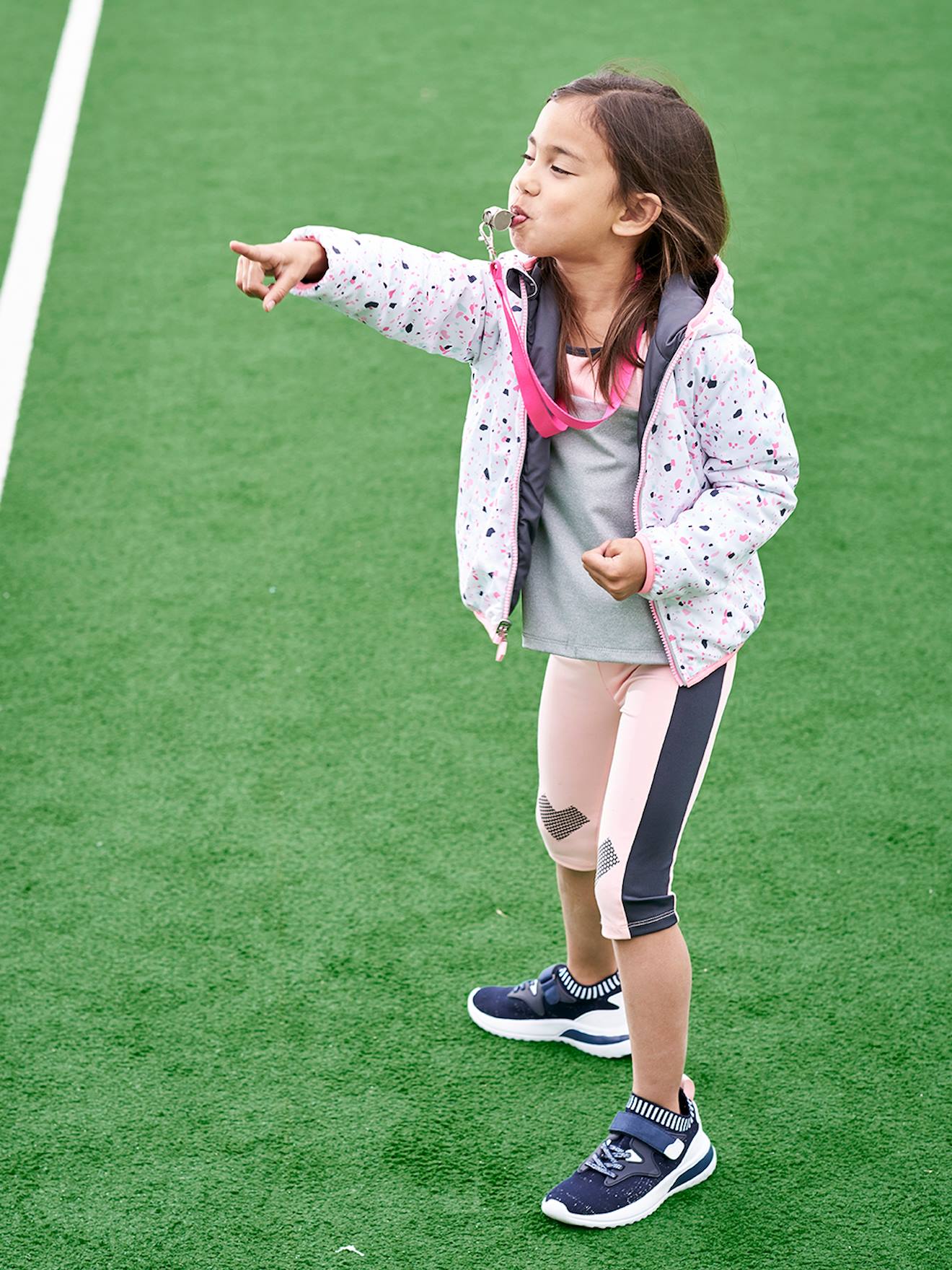 Leggings esportivas lisas rosa claro para meninas com estampas.