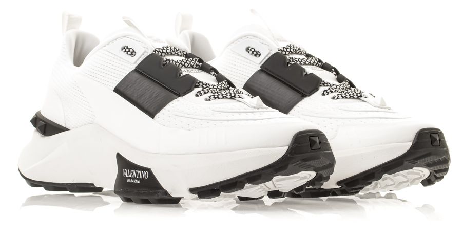Valentino Garavani True Act Low Top