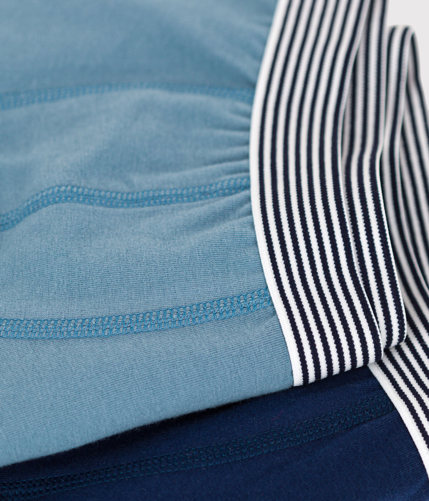 Lot de 2 boxers unis petit garçon en coton et élasthanne