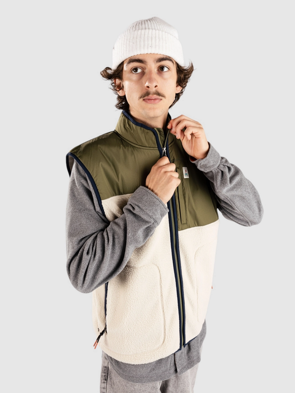 Passenger Offgrid Recycled Sherpa Fleece Vest oatmeal/ khaki