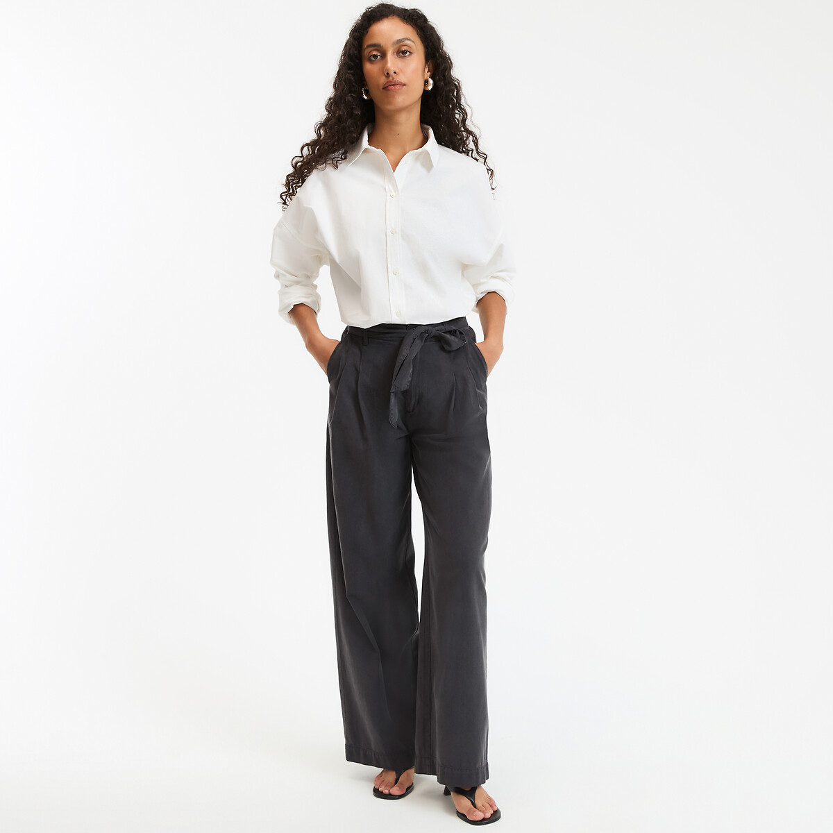 COLEÇÃO LA REDOUTE<br>Calças de pernas largas e cintura alta com cinto para amarrar