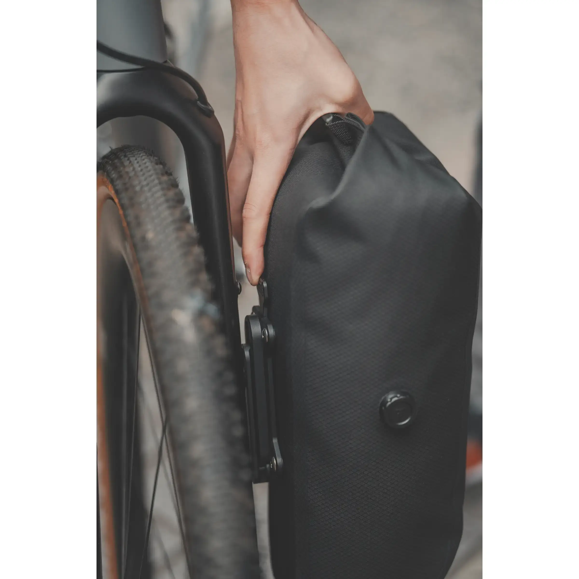 Topeak QR Drybag Bolt-On 5.8L Vorktas Zwart