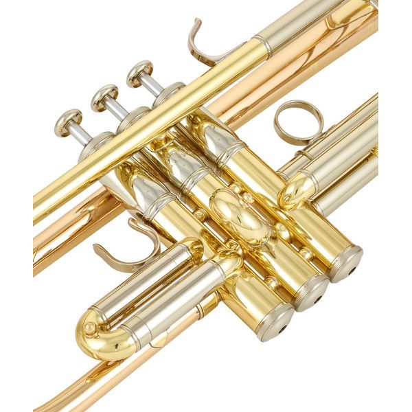 Yamaha YTR-8335G 04 Trumpet