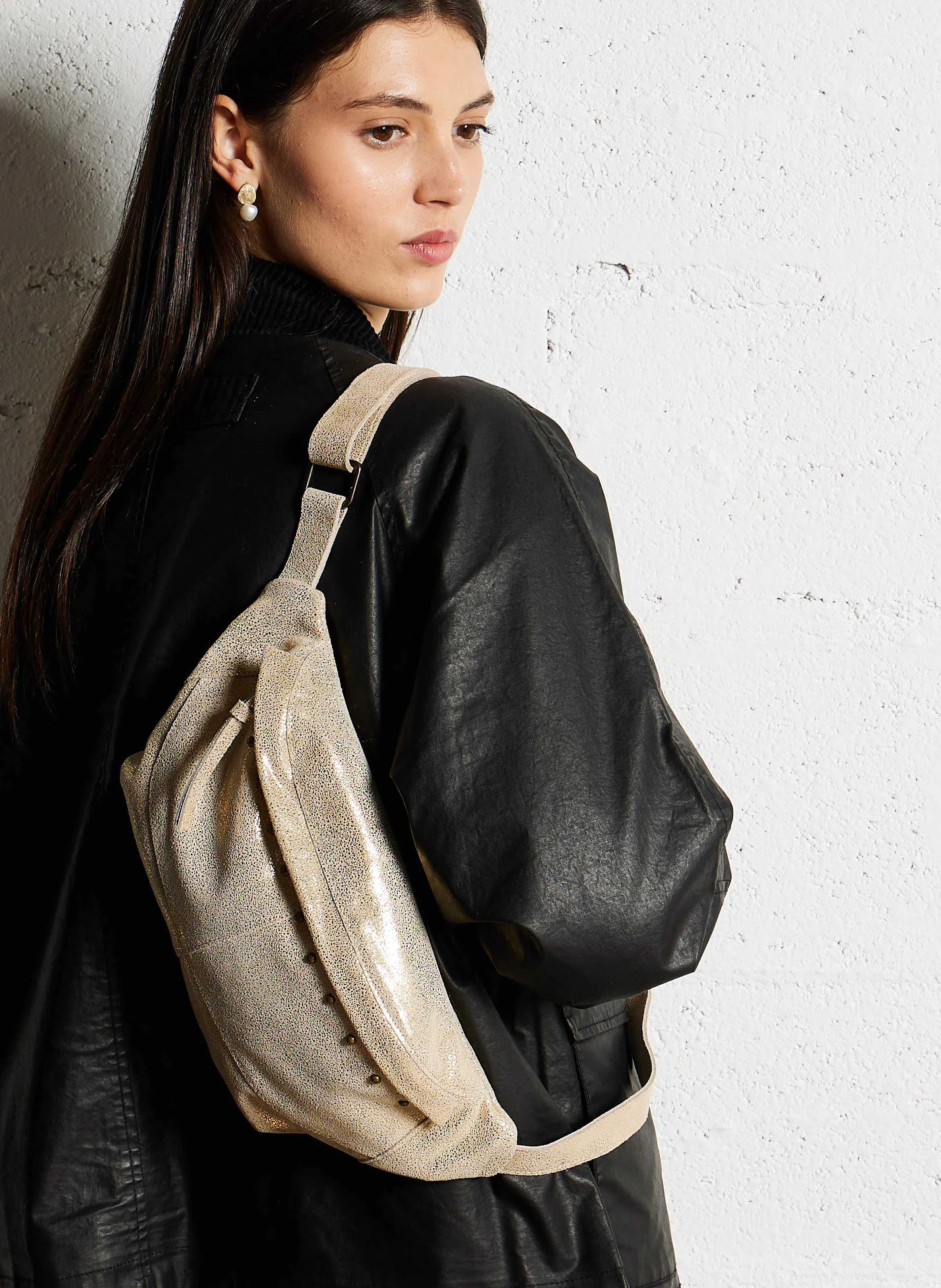 DAINO - Sac banane métallisé en cuir | Doré