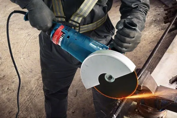 Bosch VINKELSLIBER GWS 24-230 PZ