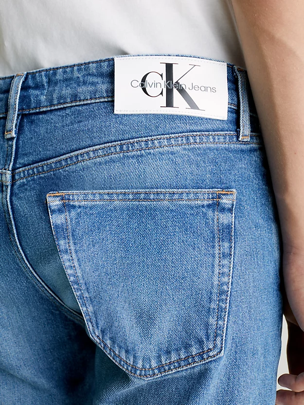 Calça jeans slim tapered