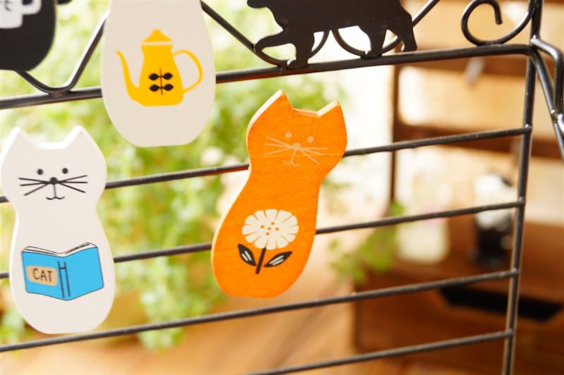 Choyce - Set van 4: Houten pin in de vorm van een kat / Pin in de vorm van een koelkastmagneet