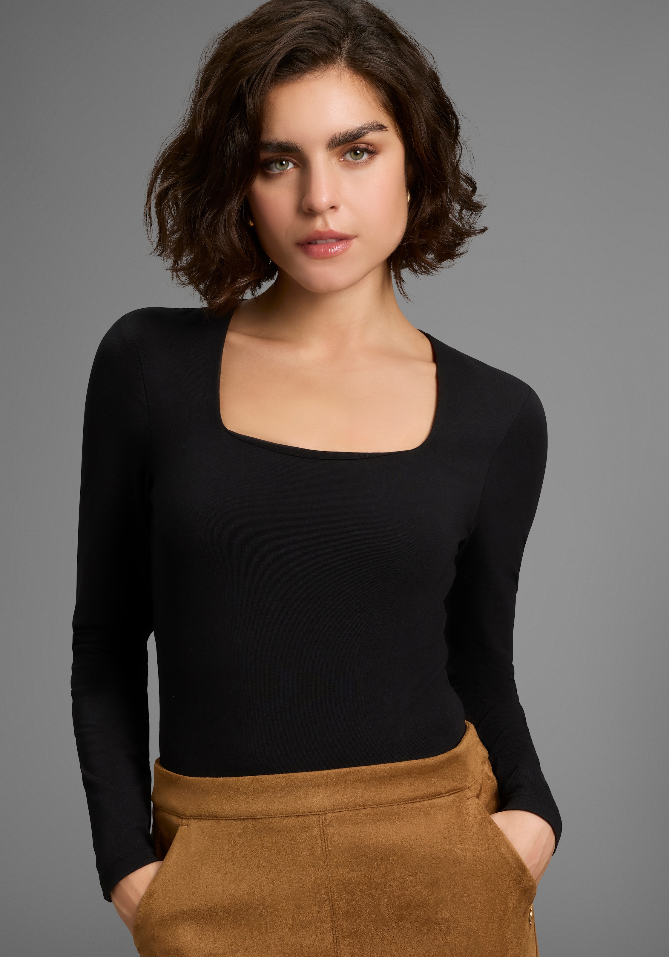 Laura Scott Langarmbody , mit modischem  Karree-Ausschnitt - NEUE KOLLEKTION