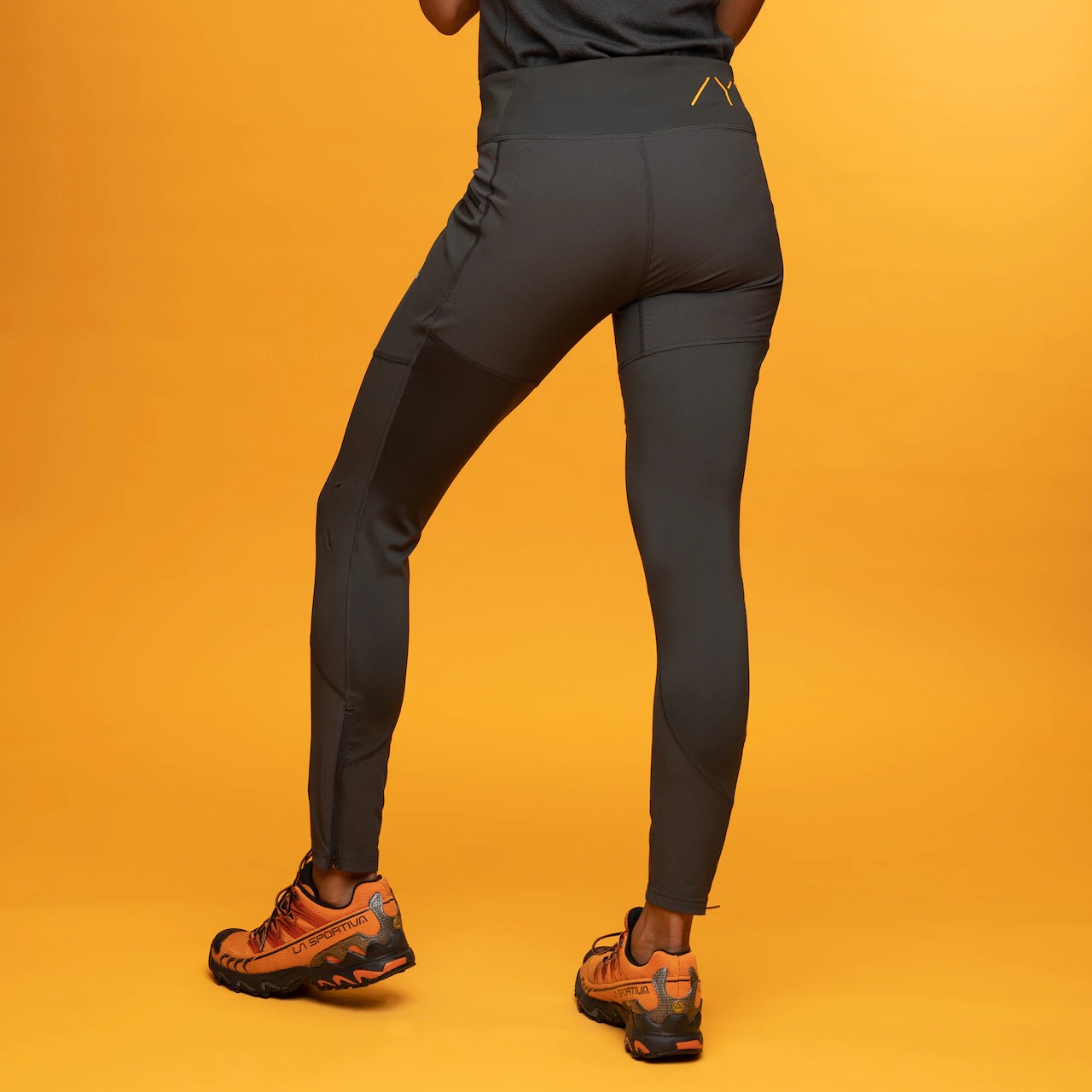 Y LightLine Progressive Tights Dame Dark Shadow Grey