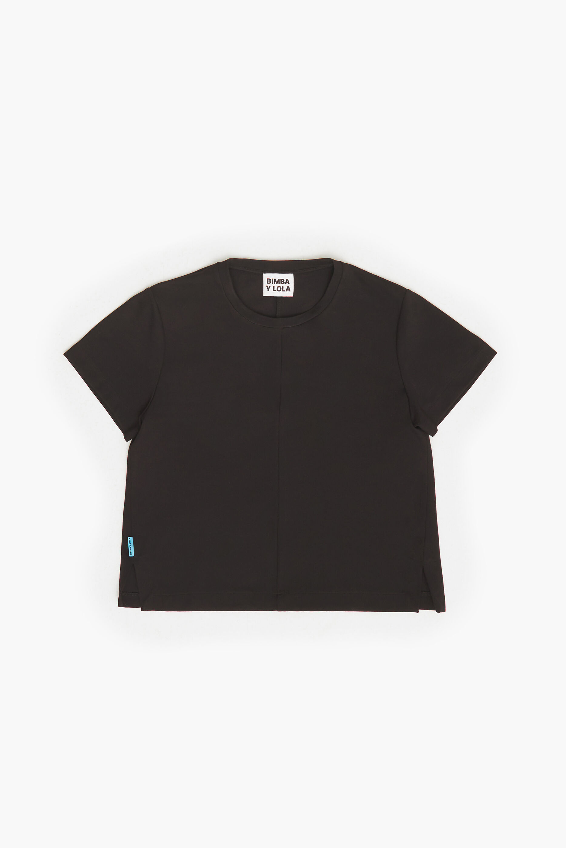 Camiseta preta boca de sino