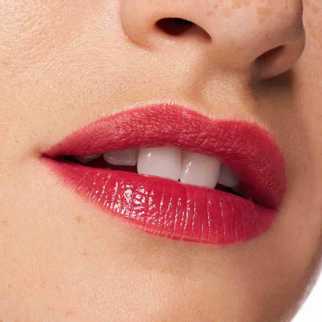 ESSENCE  Lip Tint Hydra Kiss