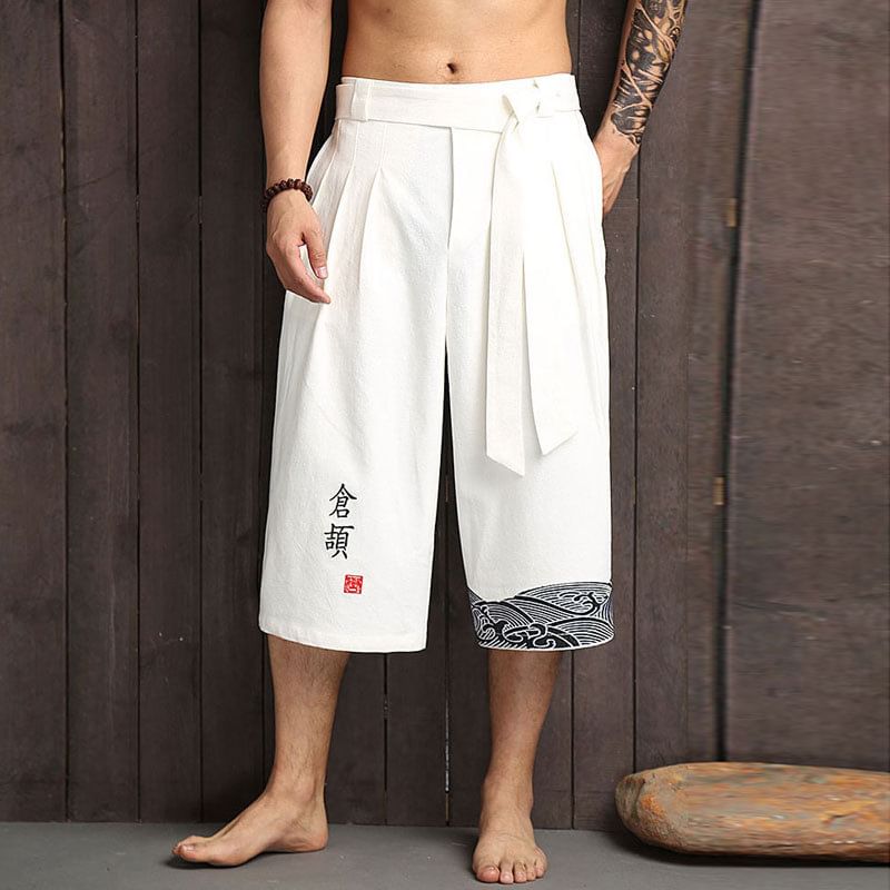 FORSETI - Lage taille shorts met Chinese karakterprint