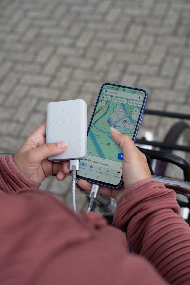 Xtorm - 12W FastCharge Go2 Powerbank 5.000 - Ash White