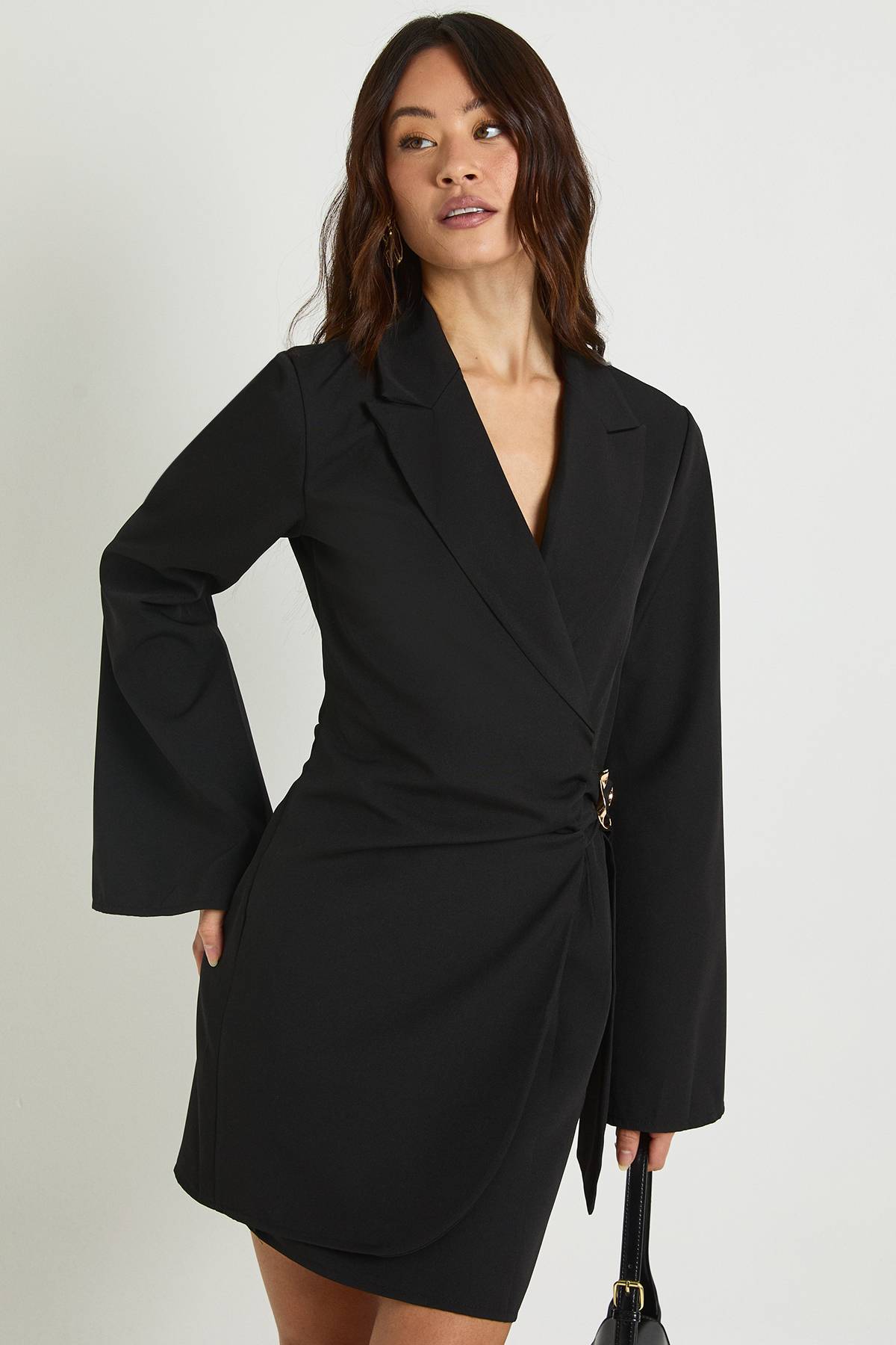 boohoo Robe Blazer Tall Ceinturée Avec Détail Boucle