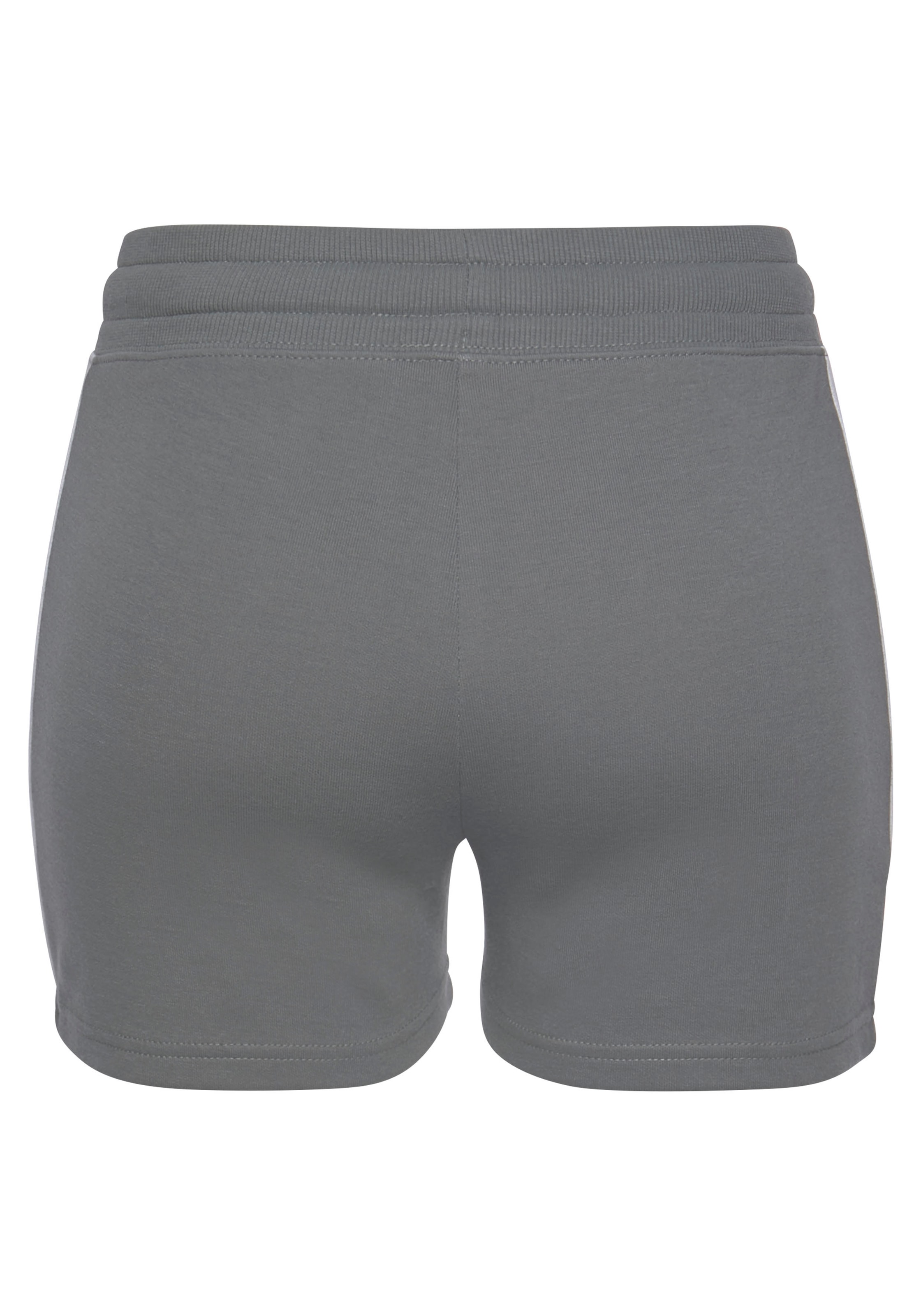 Bench. Loungewear Relaxshorts  mit Seitenstreifen, Loungewear