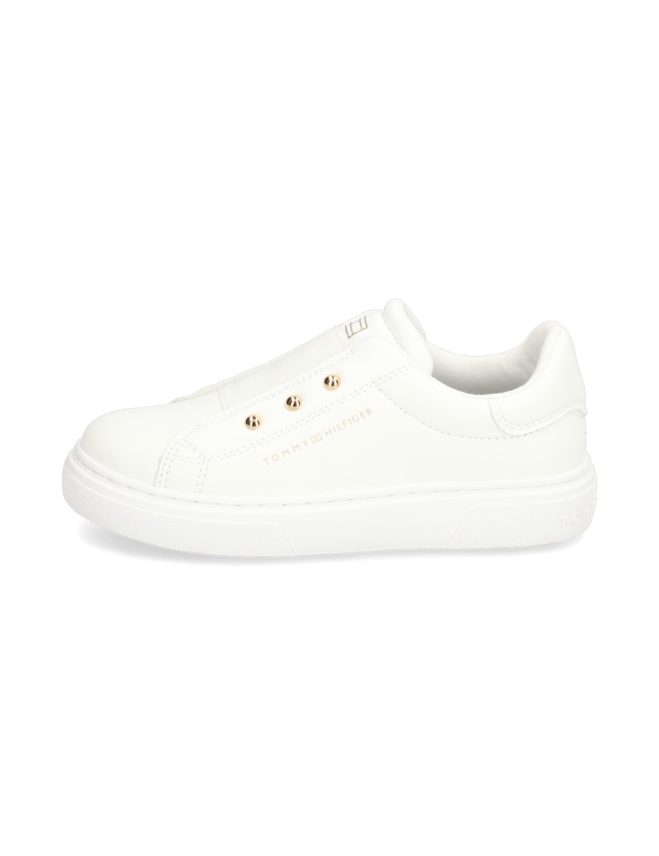 LOW CUT LACE-UP SNEAKER