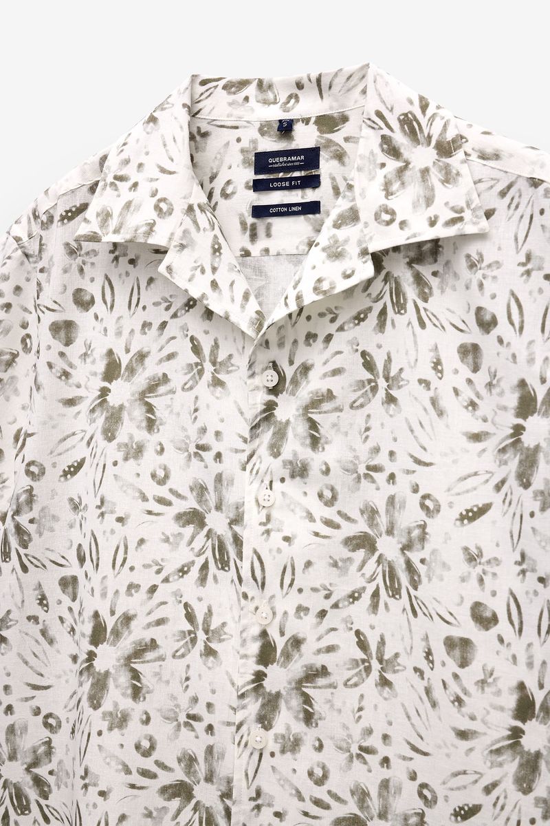 CAMISA MANGA CURTA COM PRINT EM ALGODÃO E LINHO